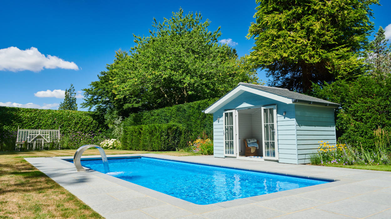 Beautiful XL-Trainer Pool in Woldingham, Surrey - Gallery Image 6