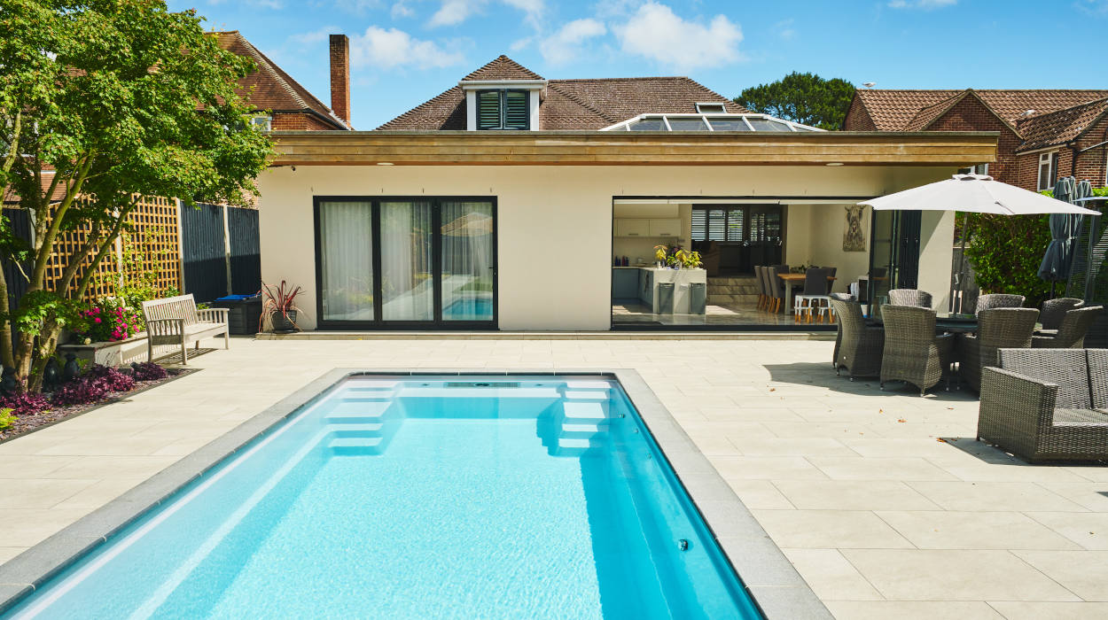 Dorset freshwater pool case study gallery image 3