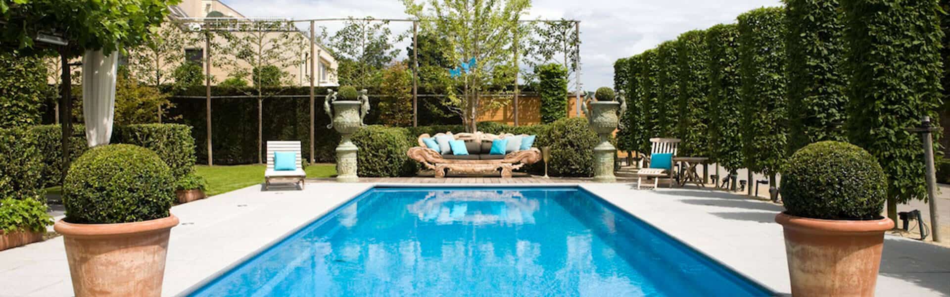 Outdoor Pool with Steps