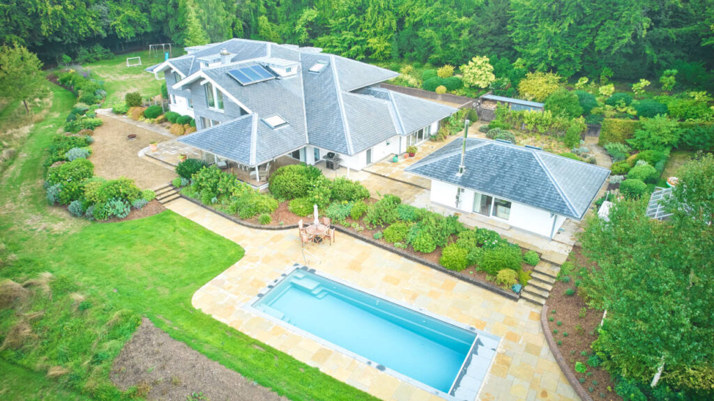 how to install a pool