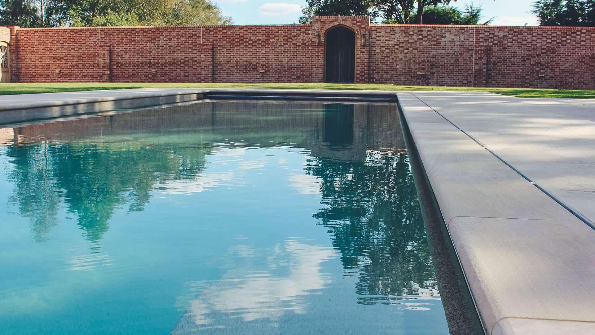 One Piece Swimming Pool image