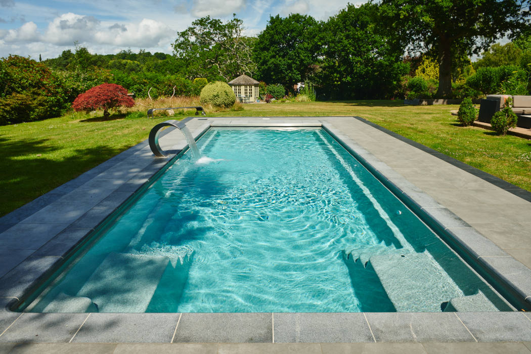 Outdoor Pool New Forest, Hampshire gallery image 2