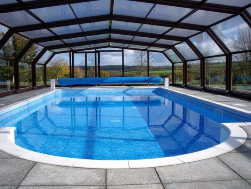 Telescopic Pool Enclosures & Domes