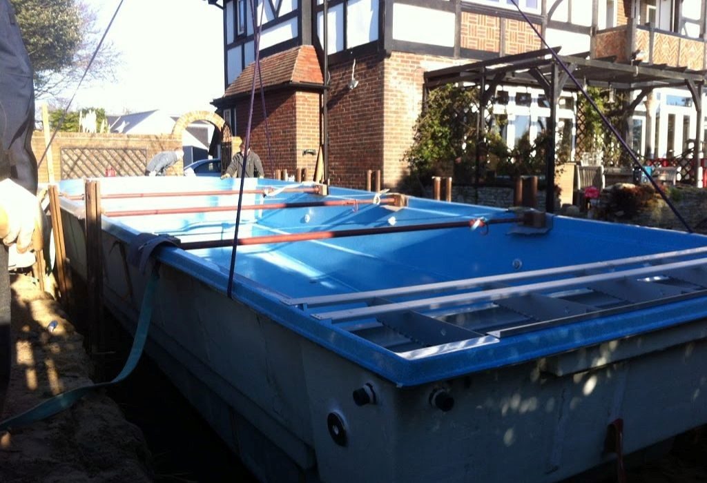 XL Java pool in Sapphire Blue for Mr & Mrs Styslinger in Bournemouth
